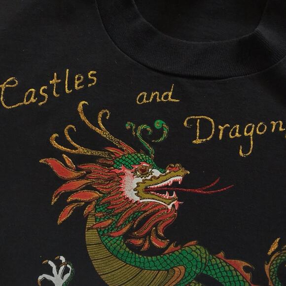 Screen Stars Best Vintage 90's Black Tee Castles & Dragons Graphic Glitt… - Picture 3 of 8